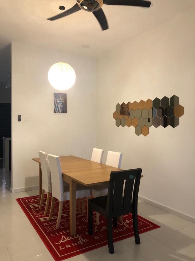 Evergreen 1 Homestay Kuantan Eksteriør billede