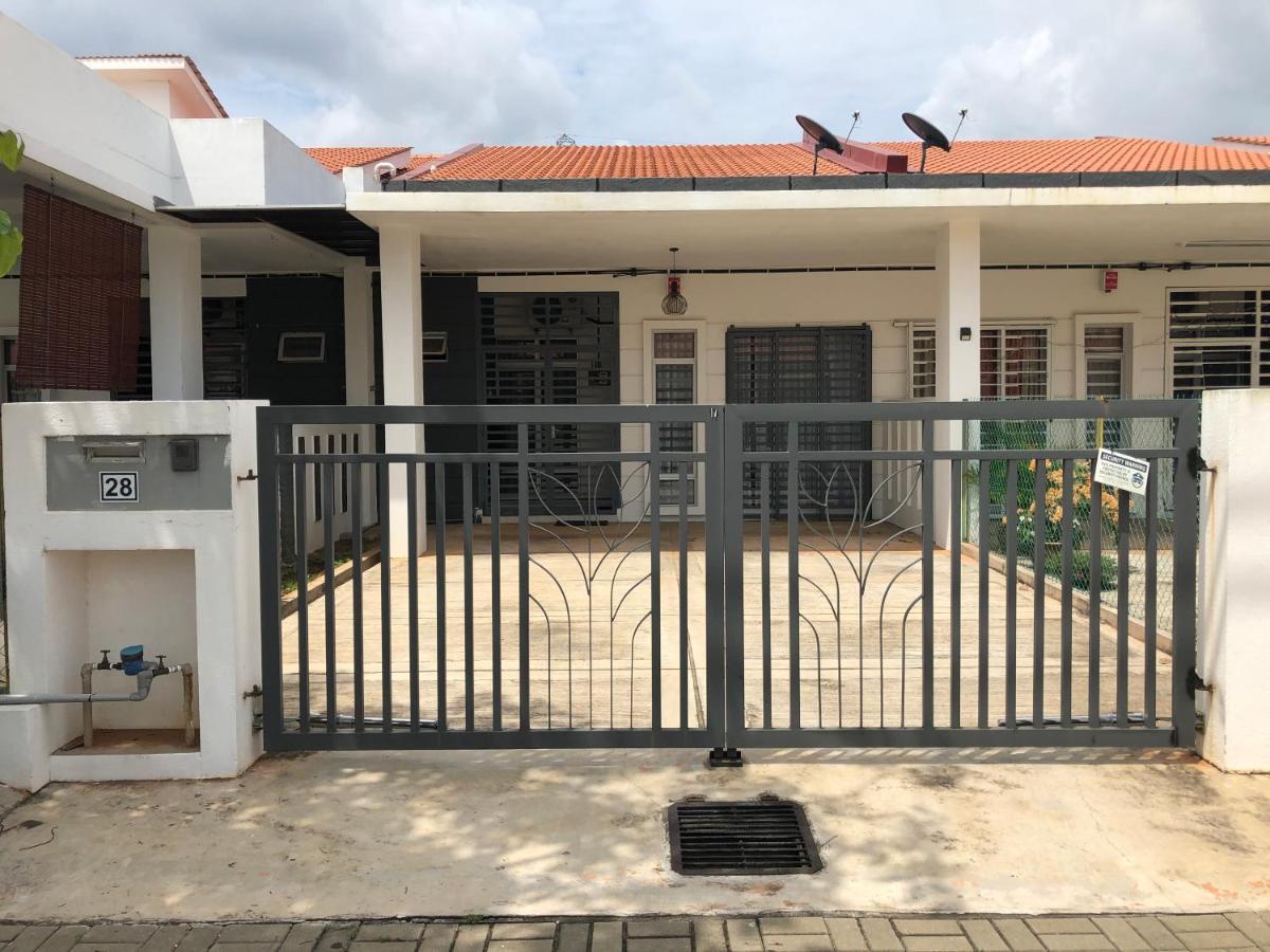 Evergreen 1 Homestay Kuantan Eksteriør billede